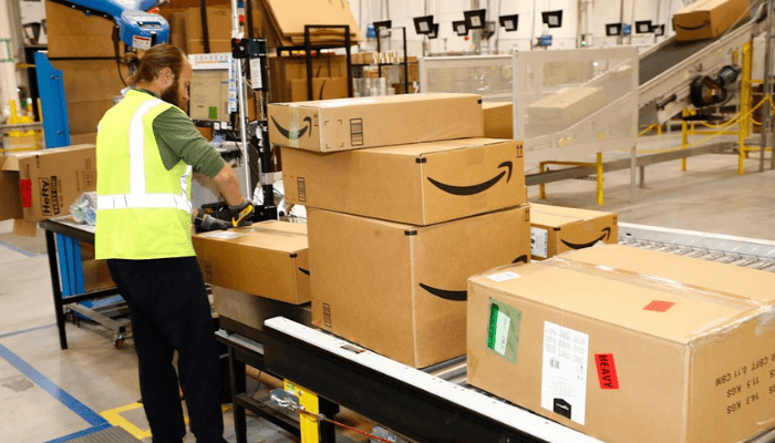 Job Openings at Amazon: Benefits, Hours, and How to Apply
